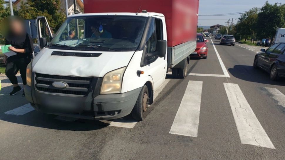 FOTO | Accident MORTAL în Bistrița-Năsăud. Femeie de 84 de ani SPULBERATĂ pe trecerea de pietoni