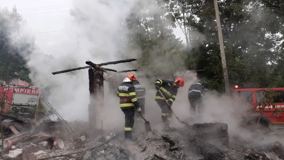 Tragedie în Cluj: Un bărbat a murit în urma unui incendiu puternic 
