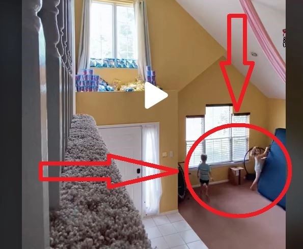 VIDEO – Și-a lăsat copiii nesupravegheați doar un minut – Când a văzut pe înregistrare ce au putut să facă, nu a știut dacă să-i certe sau să-i felicite