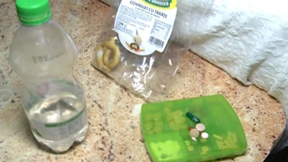 Pensionarii, umiliți de guvernanți. Bunică: Azi am mâncat doar covrigei cu ceai - VIDEO