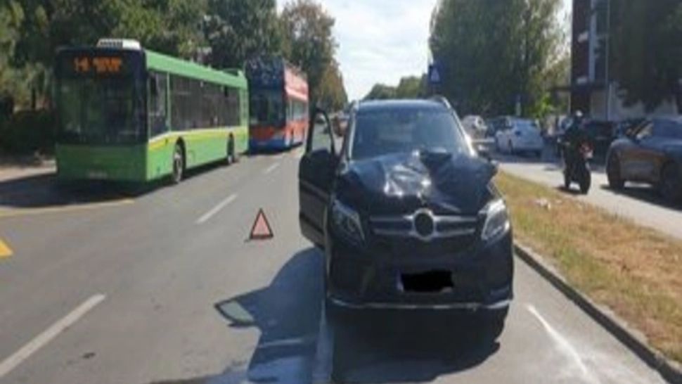 FOTO + VIDEO | Accident TERIBIL în Constanța: pieton SPULBERAT de o mașină 