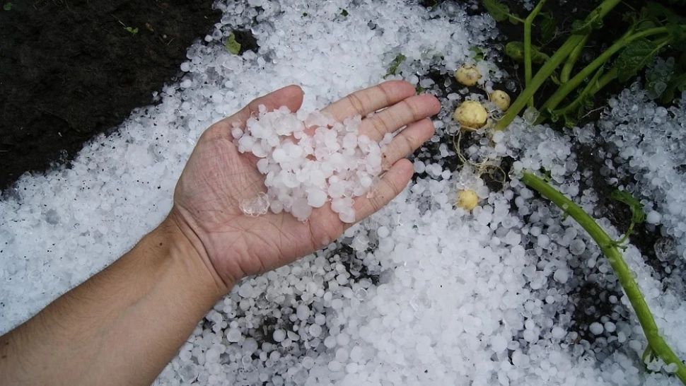 Cod galben de instabilitate atmosferică, ploi și furtuni pentru mai multe zone din 6 județe