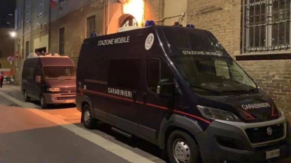 Incident tragic în Italia. Român găsit mort, după ce s-a spânzurat de balustrada balconului