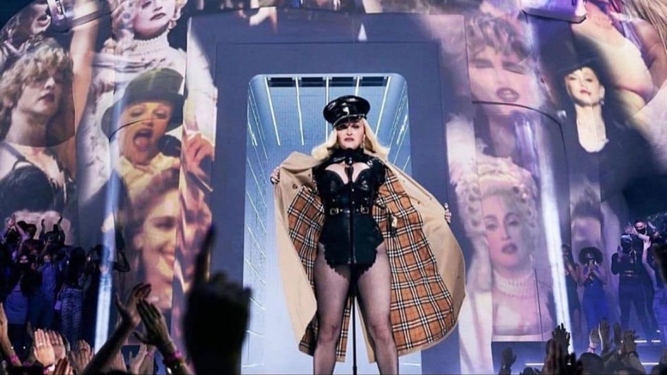 Madonna, apariție senzațională la 63 de ani, la Premiile MTV, 2021! Cum a venit pe scenă - FOTO&VIDEO