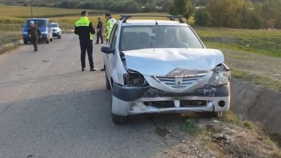 Viceprimar beat la volan, răsturnat cu mașina