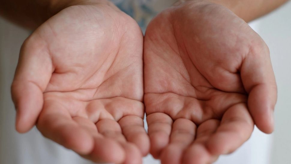 3 boli grave care se pot vedea în palme! Cum le "citești": semnele la care trebuie să fii atent