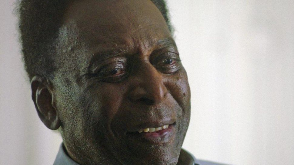 Pele se confruntă cu probleme mari de sănătate. Fostul mare fotbalist a fost operat de urgență