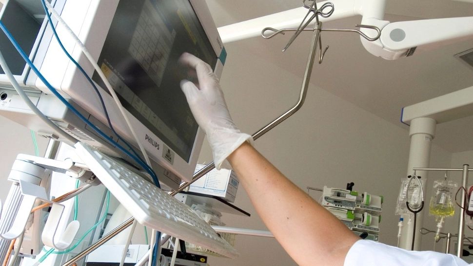 Pandemia de COVID19 pune din nou PRESIUNE pe secțiile ATI: Câte paturi mai sunt libere în Capitală, dar și la nivelul întregii țări