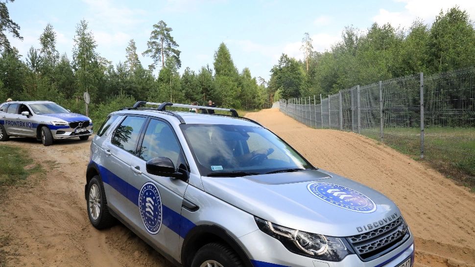 Migranți morți, descoperiți la frontiera dintre Polonia și Belarus 