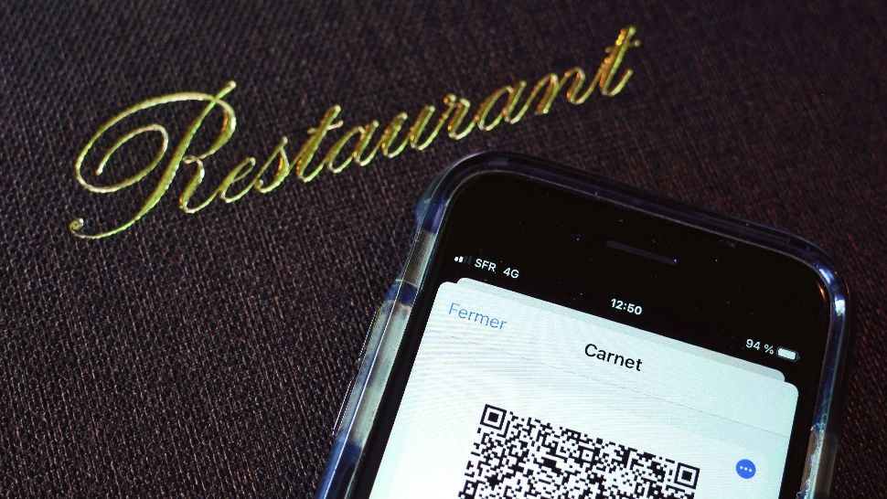 Scandal în Italia, după ce un patron de restaurant a afișat meniuri separate pentru nevaccinați