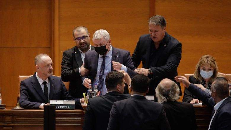 Florin Roman, PNL: „Avem doar o minută de la CCR, așteptăm motivarea, iar după aceea vom acționa”