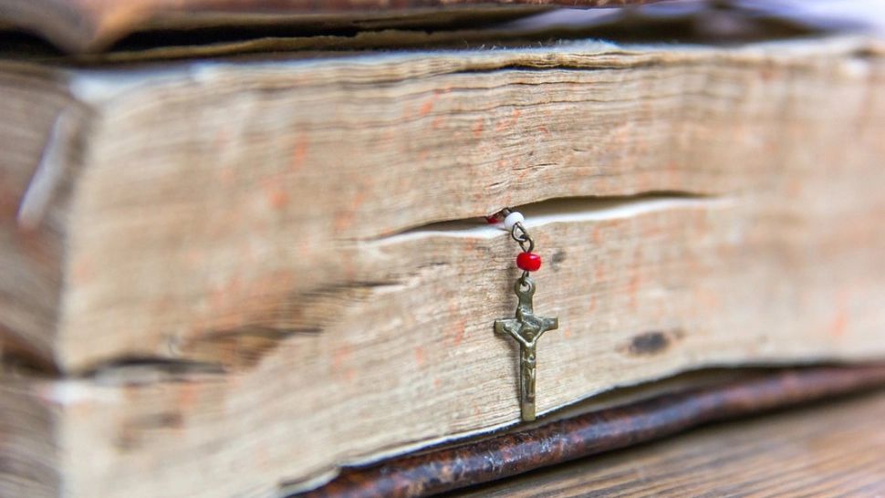 Sărbătoare 25 septembrie. Mari sfinți sunt pomeniți în calendar