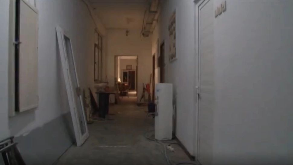 VIDEO Școală în șantier - sute de elevi nu știu unde vor începe cursurile. Părinții, revoltați de decizia Inspectoratului