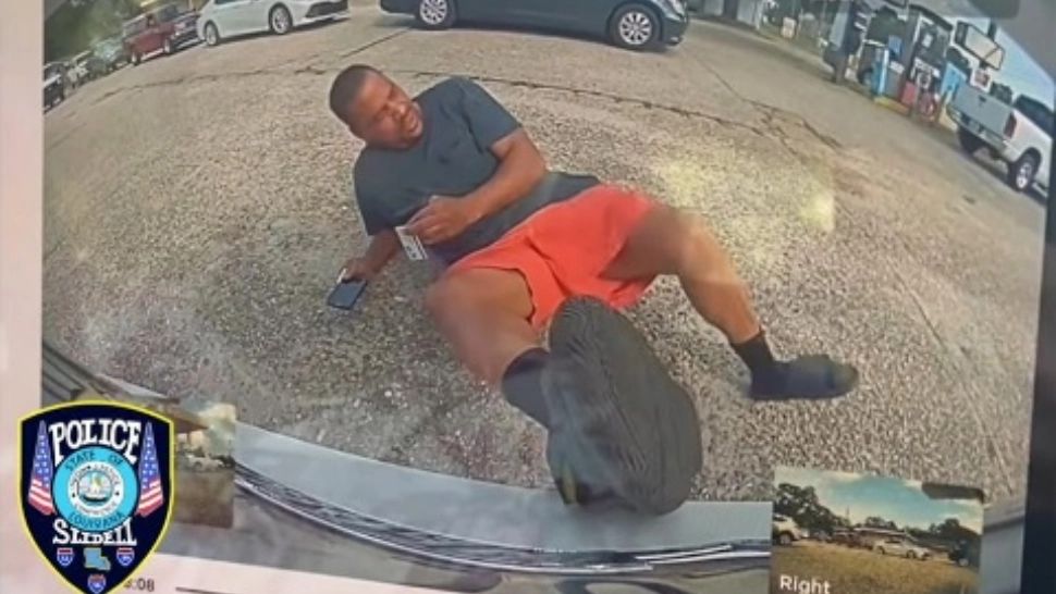 VIDEO | Un bărbat din SUA s-a prefăcut că a fost lovit de o mașină pentru a cere despăgubiri. A omis, însă, un detaliu esențial