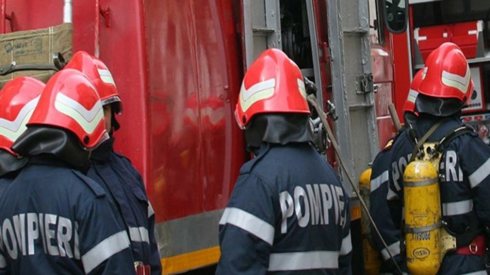 Incendiu într-un apartament din Oradea. INCREDIBIL de la ce a pornit focul 