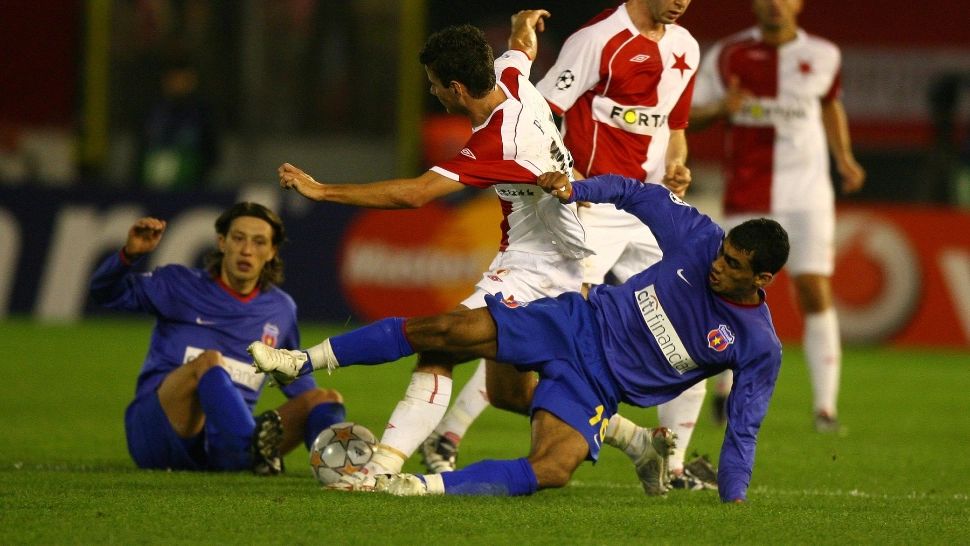 Bănel Nicoliţă a fugit din ţară din cauza datoriilor la cămătari! Cum a ajuns în această situaţie fostul fotbalist