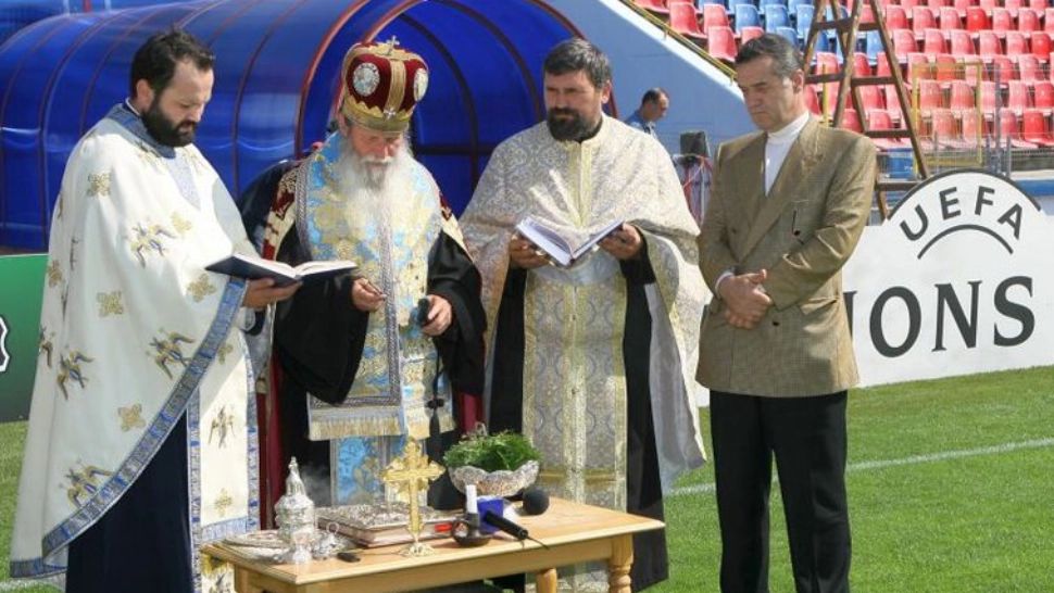 Câți bani din buzunar scoate Gigi Becali pentru construcția de biserici: „Fac și eu ce pot și mă rog la Maica Domnului să pot să fac mai mult”