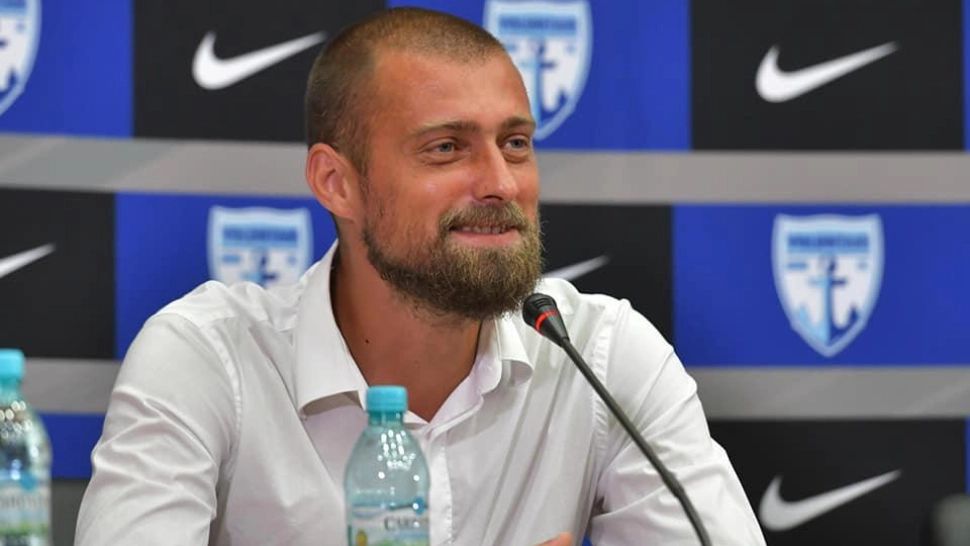 ,,Vreau să mă las de fotbal la 48 de ani! Din datorii îmi construiesc două blocuri!'' Gabi Tamaş, plan de vis