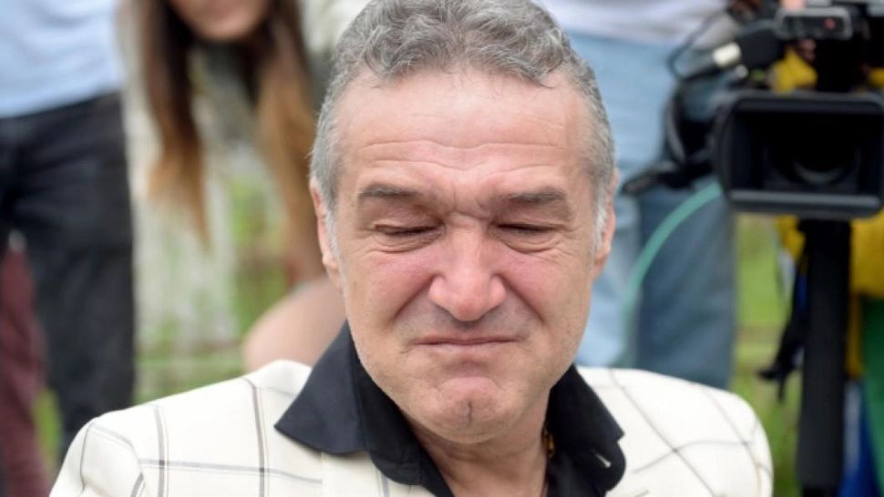 ,,Îl întreb pe Gigi Becali, să vorbească cu Dumnezeu, dacă pot să mă duc lângă fiul meu!” Drama pe care o trăieşte un nume important din sportul românesc