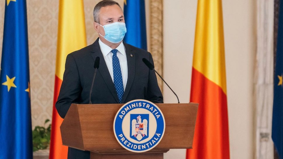 Nicolae Ciucă, propunerea preşedintelui Klaus Iohannis pentru funcţia de prim-ministru, este microbist! Care e echipa sa favorită