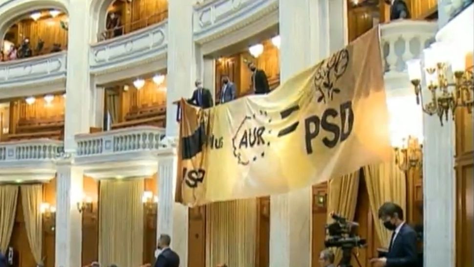 VIDEO Circ politic total la dezbaterea moțiunii de cenzură