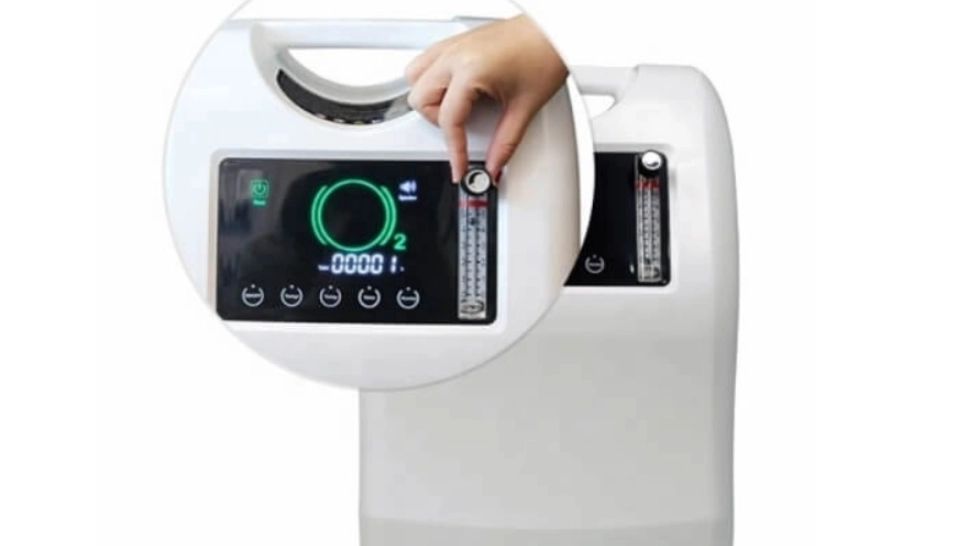 Greșelile GRAVE pe care le fac bolnavii de Covid acasă. Medicii AVERTIZEAZĂ: Este o capcană, mulți ajung direct la ATI