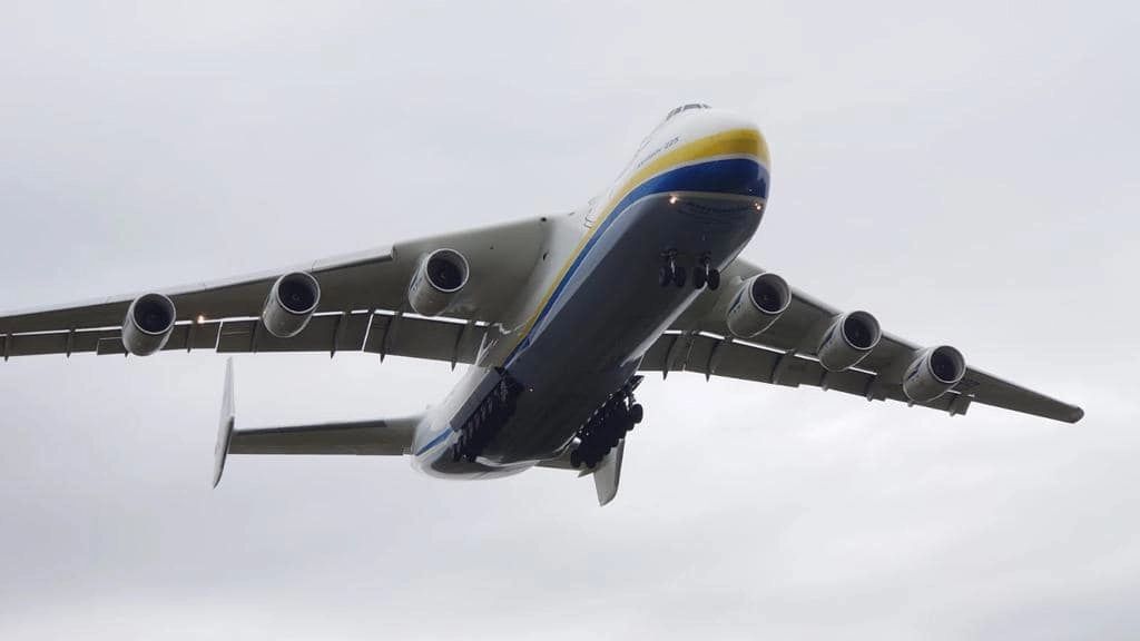 Incident șocant, în România: avion cu sute de pasageri, deviat de la aterizare după două încercări nereușite