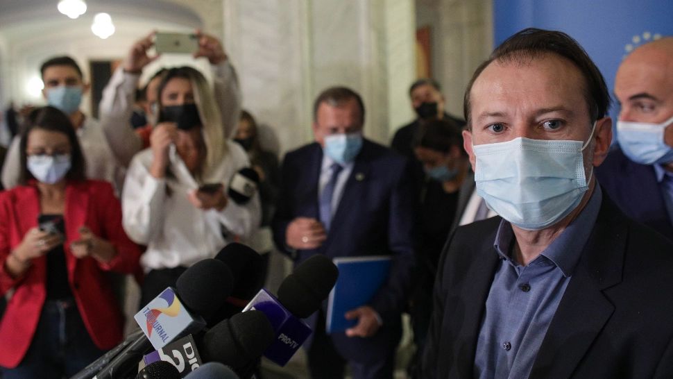 CULISELE STATULUI PARALEL: „Echipa câștigătoare” vrea să dea mita de AUR înainte de moțiune - AUDIO