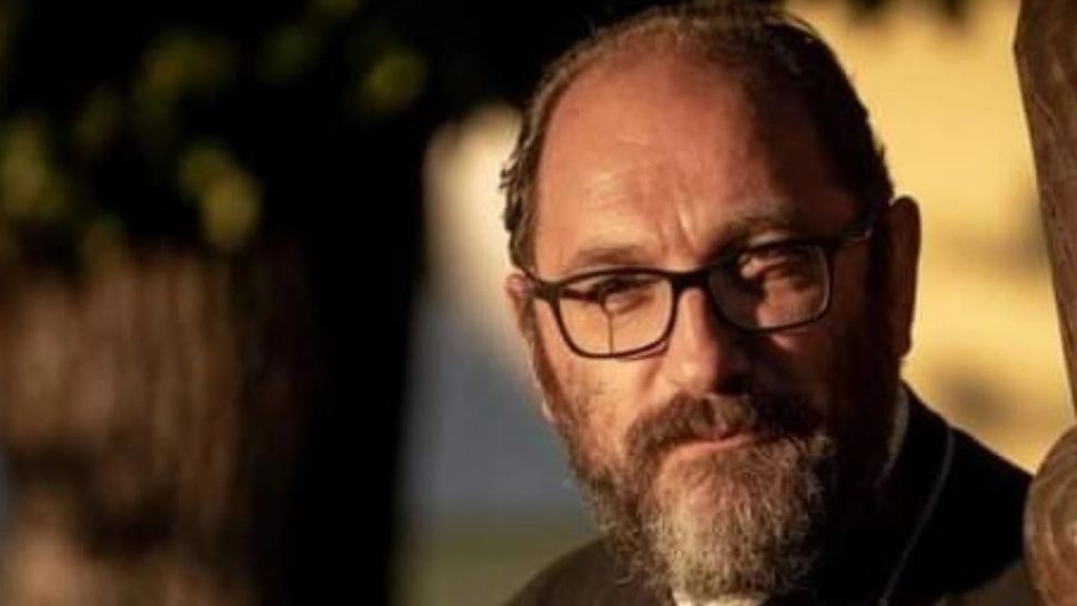 Preotul Constantin Necula explică ce înseamnă a posti - Nu are nicio legătură cu ceea ce ştiai despre post