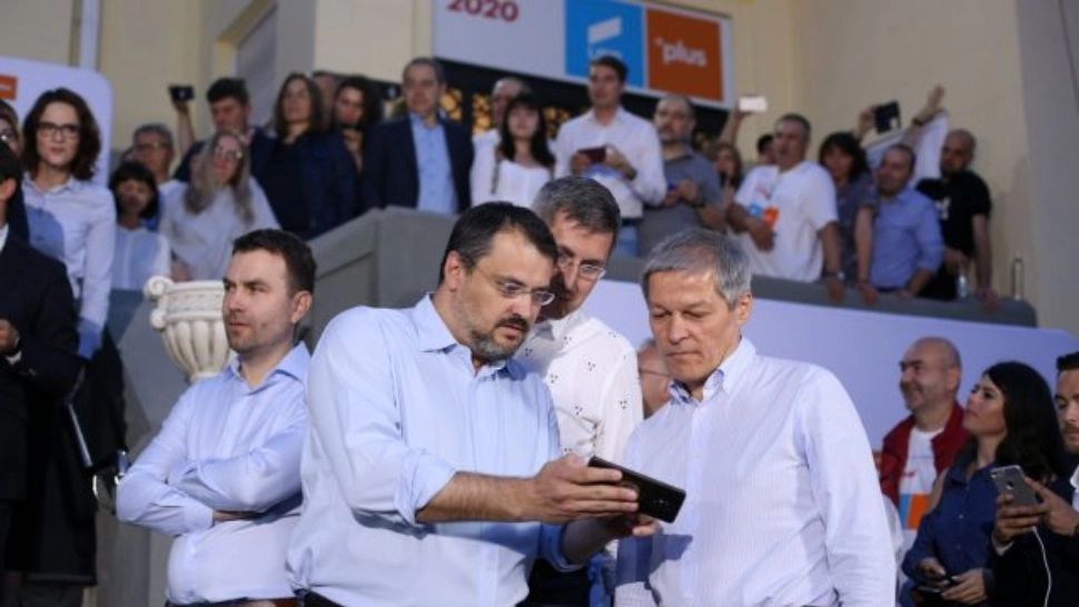 Dan Barna, guvernul USR, cei 300 de spartani și Xerxes