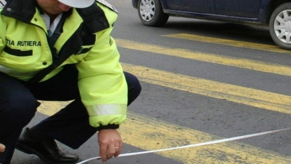 Accident grav în Mureș: Bărbat spulberat pe trecerea de pietoni. Șoferul vinovat a fugit de la locul faptei