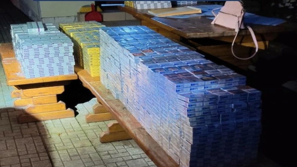 FOTO | Percheziţii de amploare în mai multe județe, într-un dosar de contrabandă cu ţigări. 6 persoane reţinute