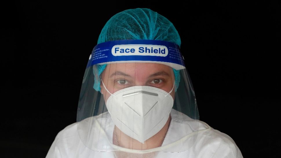 România ar putea genera o NOUĂ variantă virală de Covid - semnal de alarmă. Radu Țincu: OMS va propune măsuri restrictive