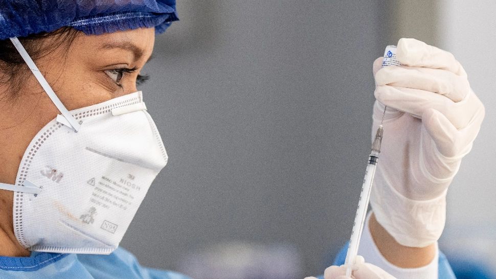 Actualele vaccinuri, INEFICIENTE împotriva viitoarelor mutații ale Sars-Cov-2. Când vor trebui îmbunătățite