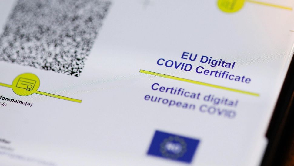 Rata de infectare în Capitală, tot mai mică. Restricții noi pentru bucureșteni