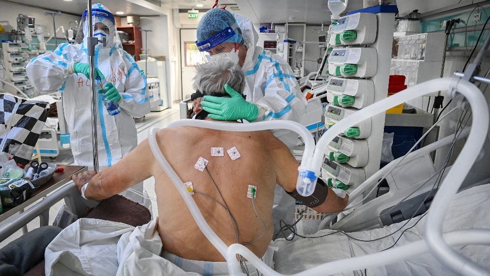 Octavian Jurma: Vom avea peste 500.000 de români infectați pe săptămână, în realitate - Adevăratele cifre ale dezastrului nevaccinării 