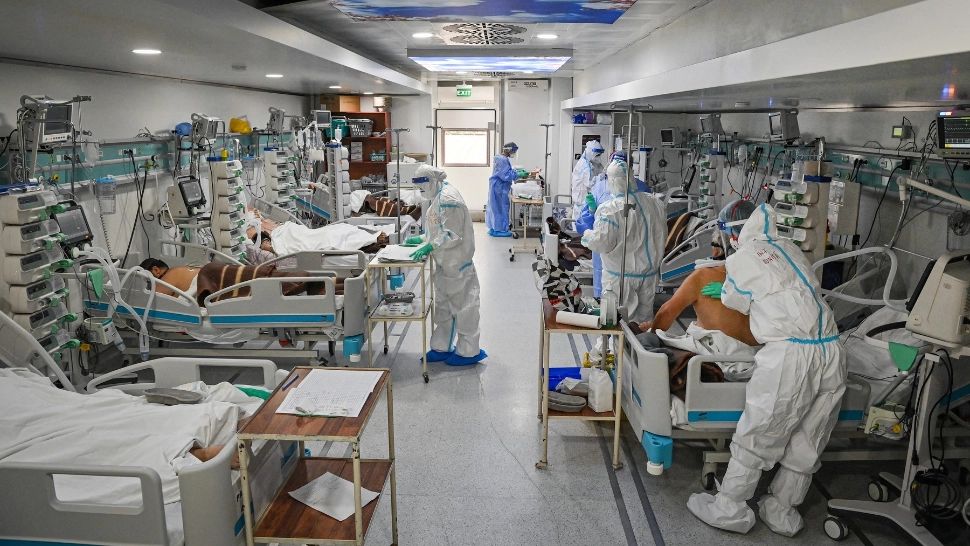 Șerban Bubenek, președintele Societății Române de ATI: Asistăm la o APOCALIPSĂ a nevaccinaților. Mesaj DUR pentru cei care aleg să recurgă la certificate Covid false