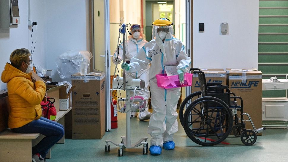 Expert în sănătate publică avertizează: Acum, în România suntem ca într-un camion plin cu bolovani lansat spre prăpastie