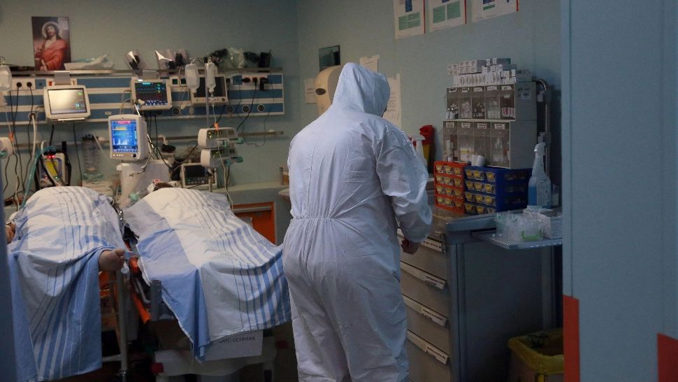 Un tânăr de 29 de ani a murit de COVID. Suferea de obezitate și nu era vaccinat. Doi copii au rămas orfani