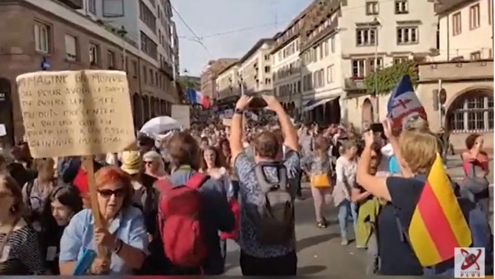 VIDEO - Proteste violente în Franța și Italia - Restricțiile au scos europenii în stradă