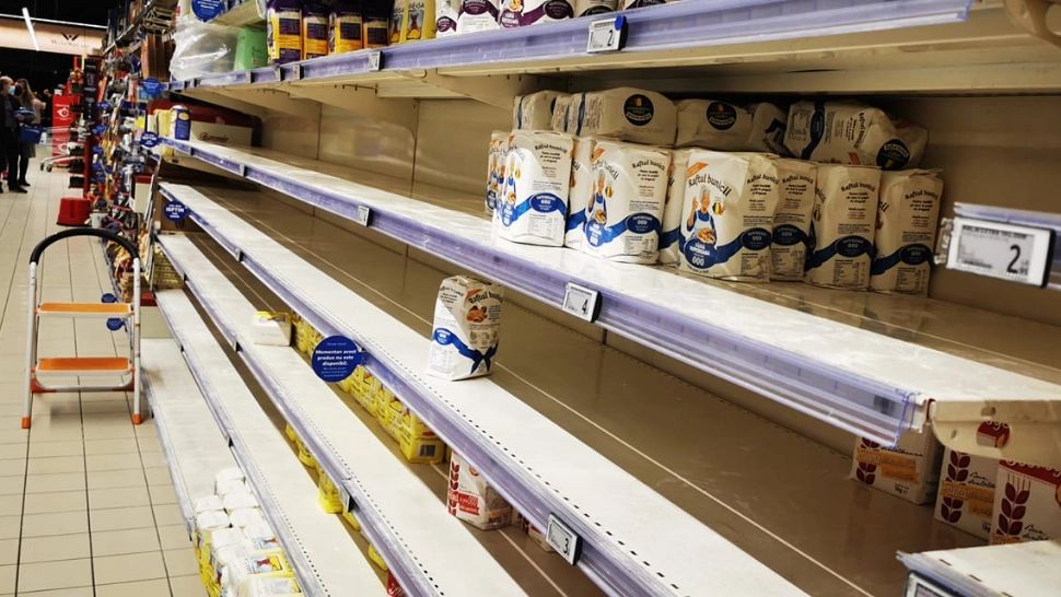 Avertisment: prețurile vor continua să crească cu 10% în acest an, în România - Producătorii reduc gramajele produselor