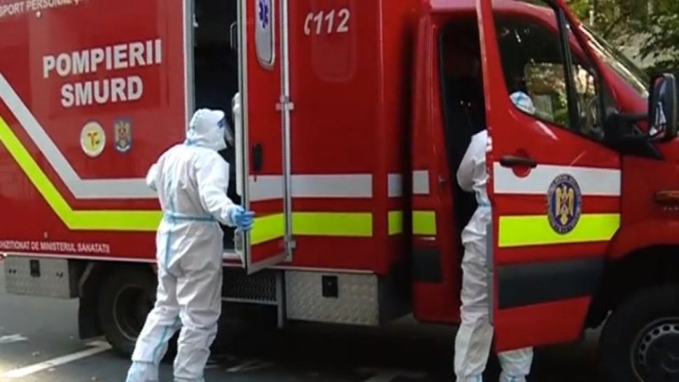 Situație critică în spitale: Ambulanțele nu mai fac față. Sistemul de urgență, depășit de infectările record 