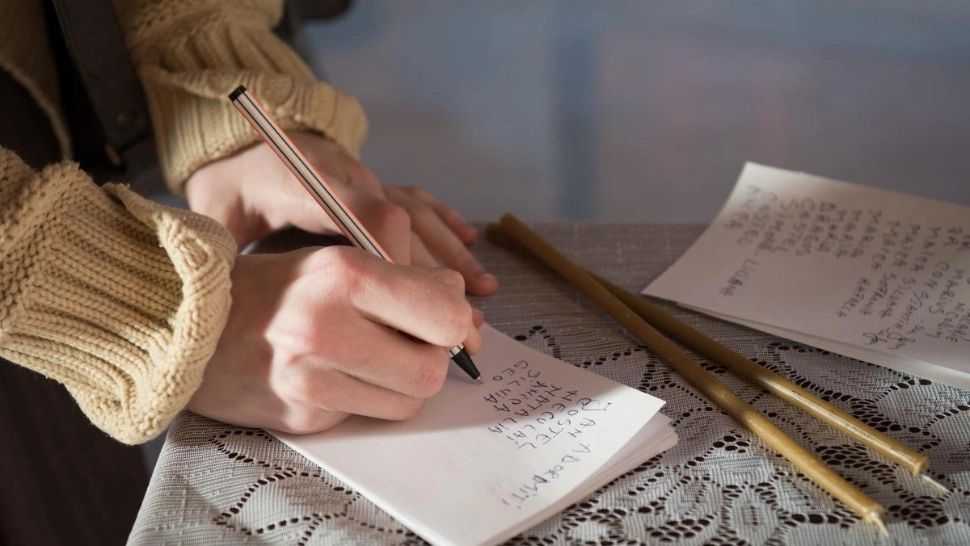 Pomelnice plătite prin PayPal, la Arhiepiscopia Tomisului: unde vor ajunge banii 