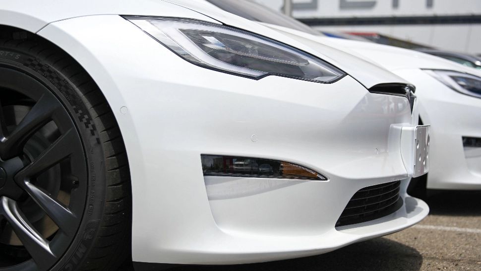 Pandemia schimbă obiceiurile pe piața auto. O mașină electrică, cea mai bine vândută în Europa, în luna septembrie