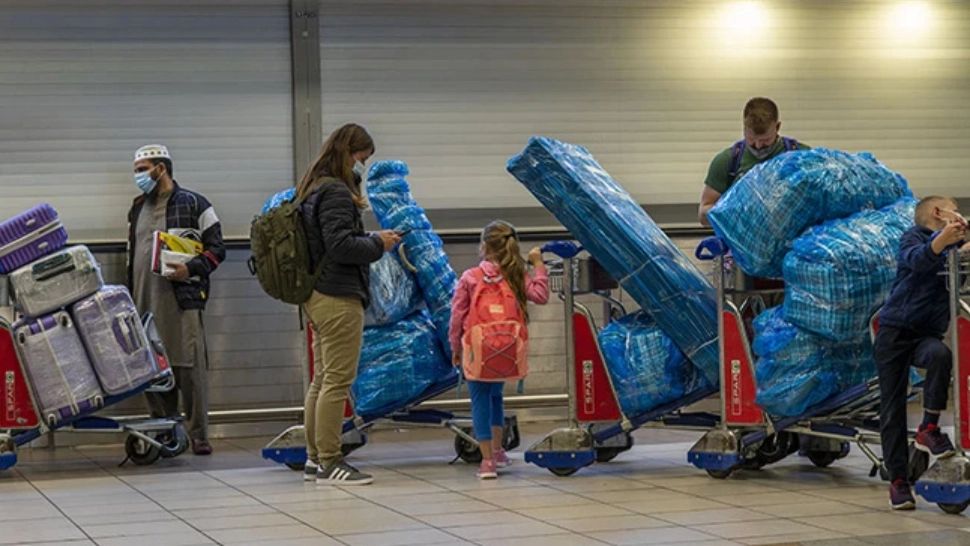 Lumea în fața unei noi amenințări! Încă două cazuri cu OMICRON descoperite. Unde se întâmplă 