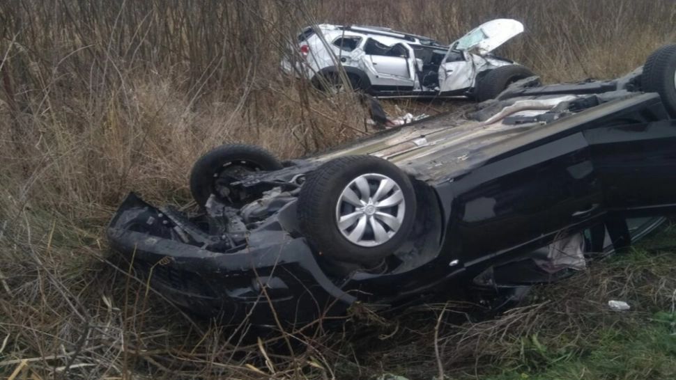 Accident cu 5 răniți pe A1, în județul Dâmbovița. A existat PERICOL DE EXPLOZIE 