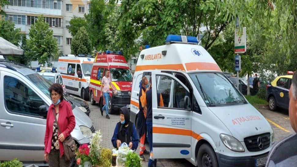 Scene DRAMATICE: Un bărbat de 86 de ani, infectat cu COVID-19, s-a aruncat de la etajul Spitalului Gherla 