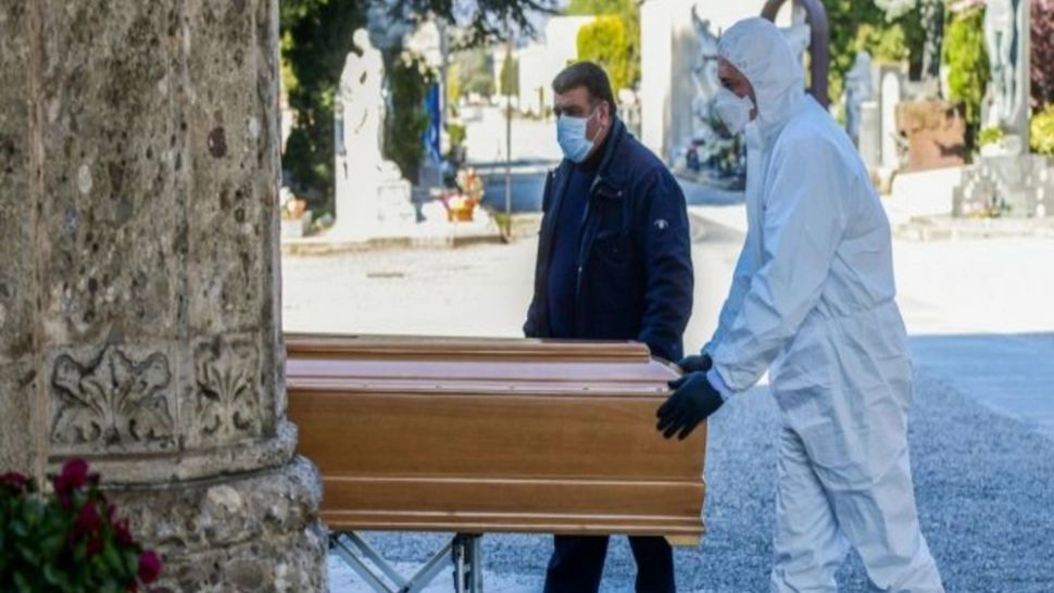 Un tânăr de doar 27 de ani, nevaccinat, a MURIT de COVID - Anunțul GCS