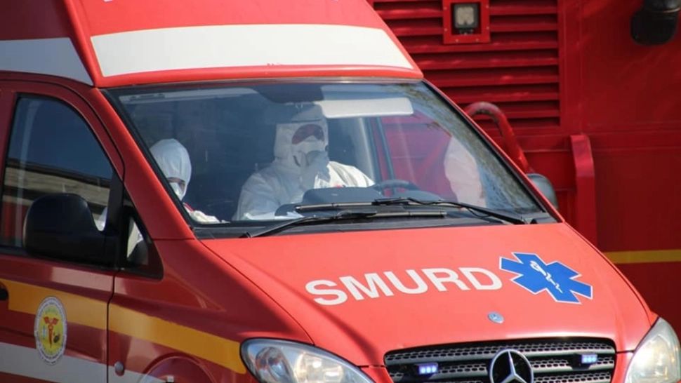 Descoperire MACABRĂ la malul mării: Cadavru scos din apă, în Portul Constanța