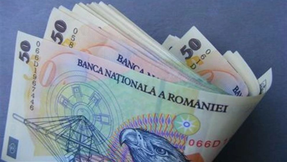 3 persoane, cercetate pentru înşelăciune. Prejudiciu de peste 90.000 de lei. Ce METODĂ foloseau